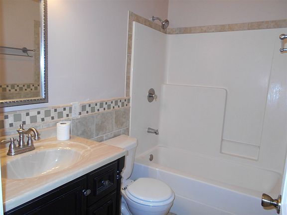 4th image of 1626 Seifert Dr