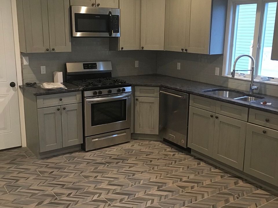 1st image of 59 Miller Ave