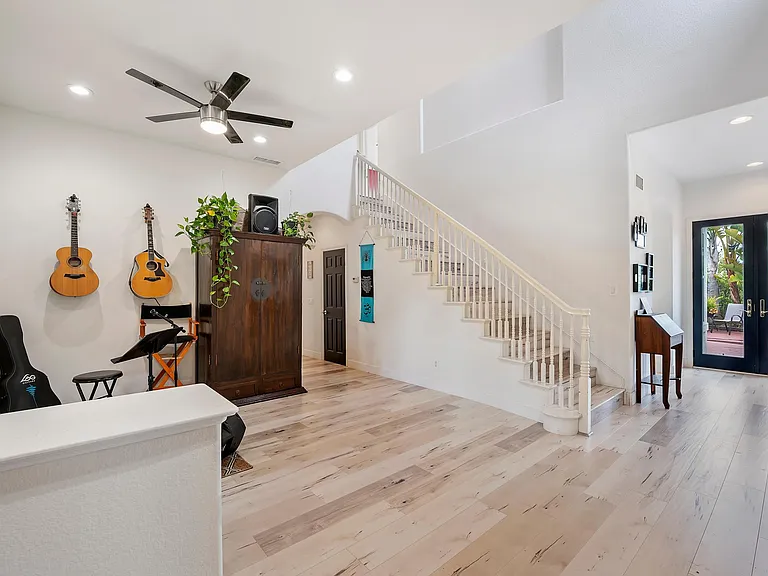 2223 Camino Robledo — Photo 2