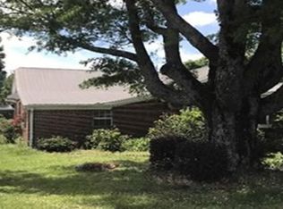 1395 Leeth Gap Cutoff Rd, Boaz, AL 35956