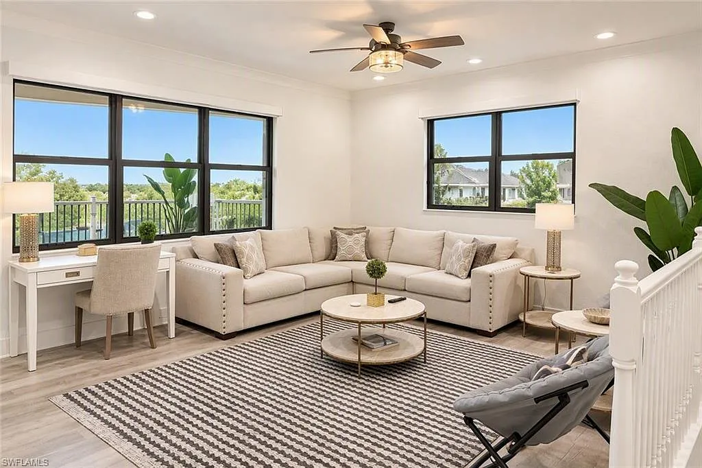 4 bed, 4.5 bath, 4350 sqft, $13,000 — Photo 2