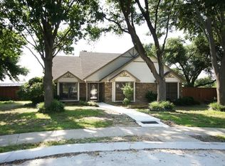 4528 Parkridge Cir, Sachse, TX 75048