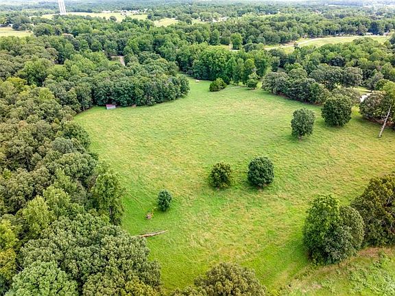 3rd image of 6223 Hulsey Rd