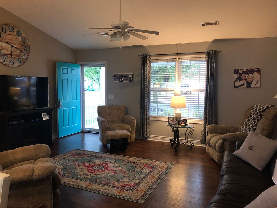 2nd image of 149 Albert Dr