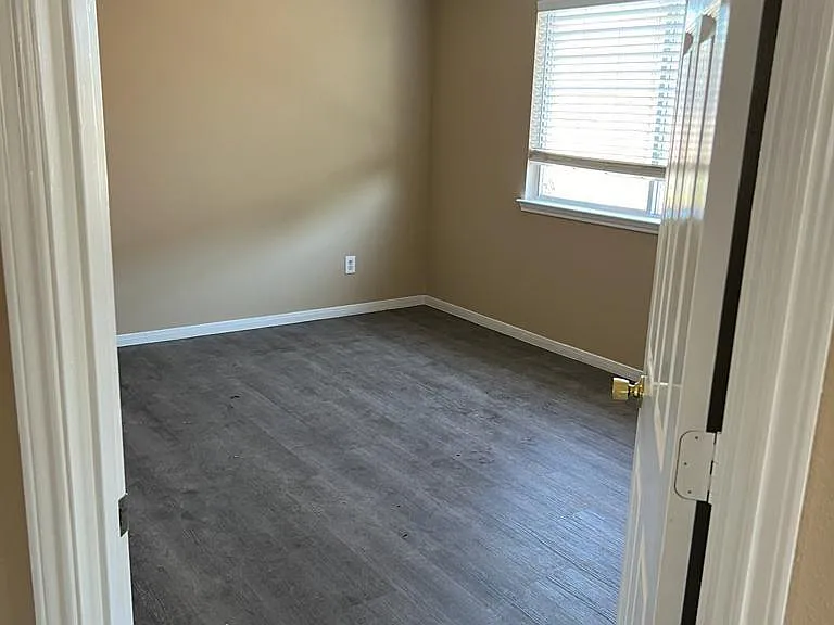 18646 Flagstone Creek Rd — Photo 24