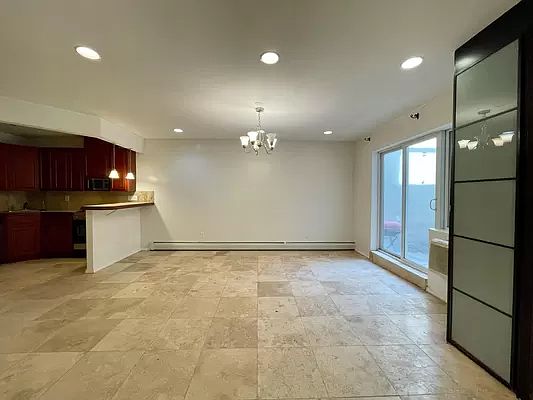 4th image of 49 E 129th St #G