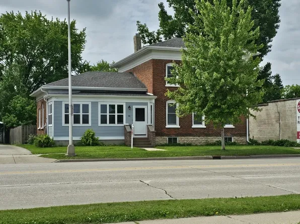 66 W Scott St, Fond Du Lac, WI 54935