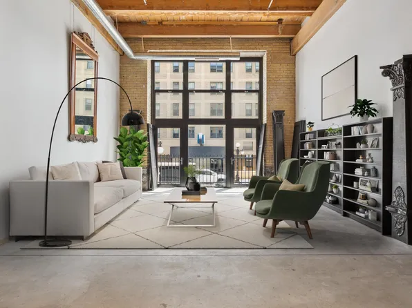 406 Wacouta St Unit 104, Saint Paul, MN 55101