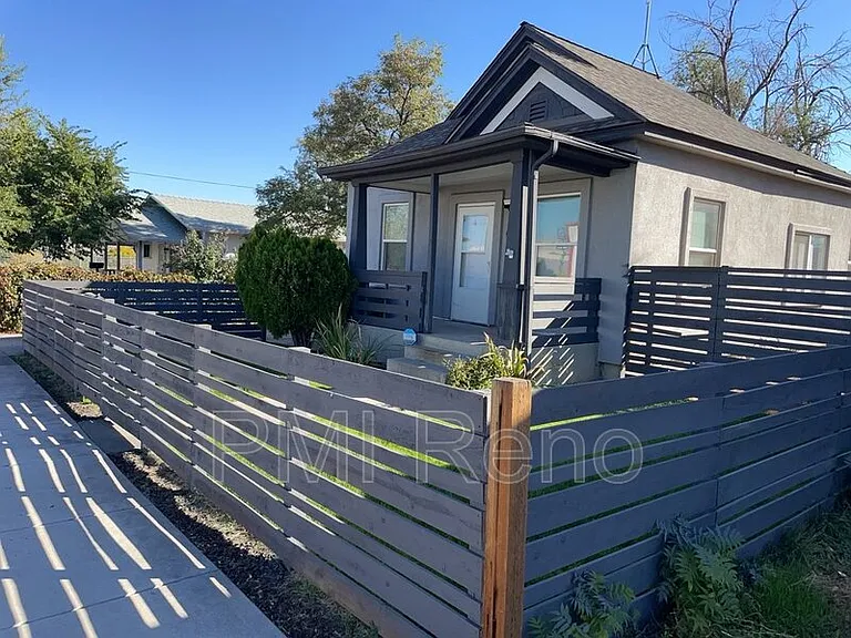 656 Spokane St — Photo 2