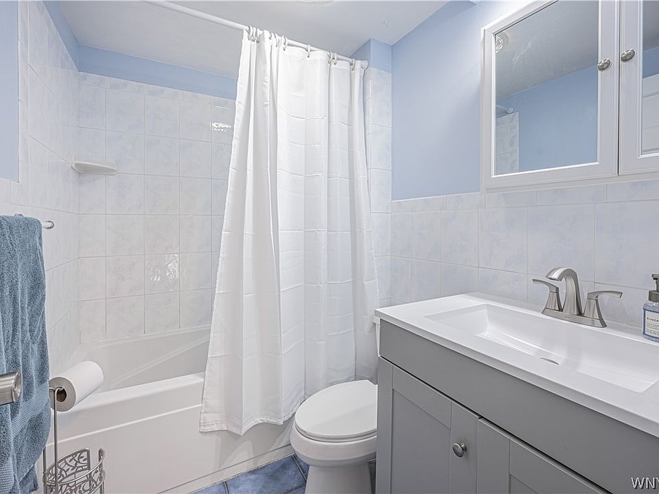 19th image of 871 Payne Ave