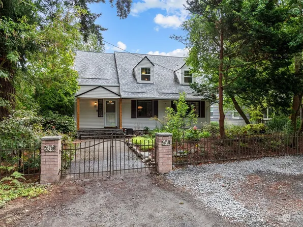 13738 Palatine Avenue N, Seattle, WA 98133