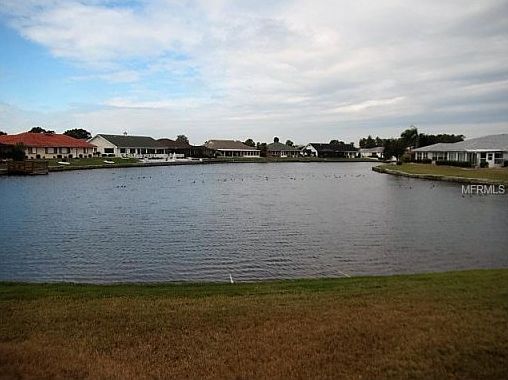 1st image of 904 Bluewater Dr