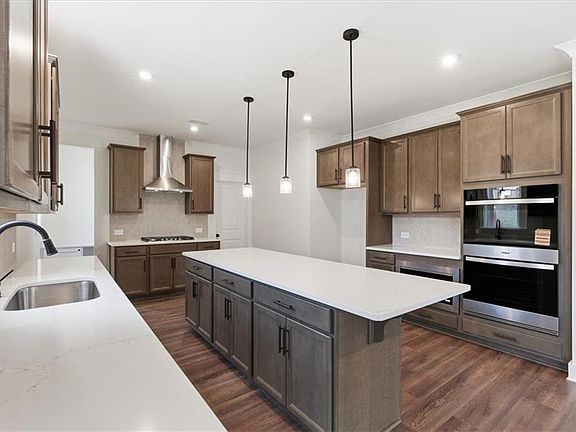 6th image of this home