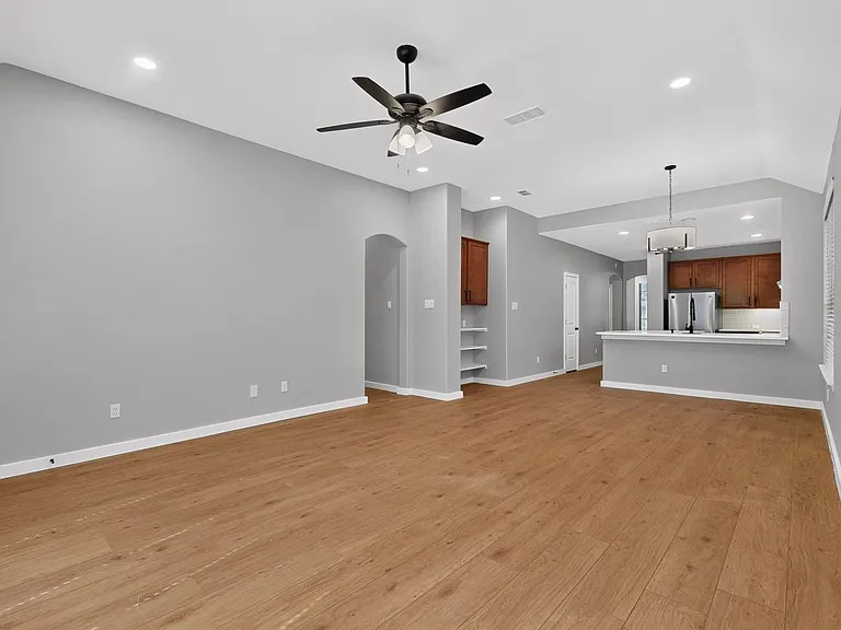 3312 Glen Crest Ln — Photo 13