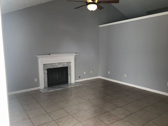 2nd image of 2258 Oakland Walk Dr