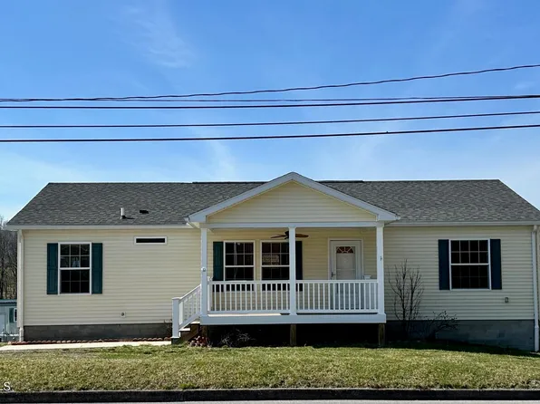 4211 Cortland Rd, New Paris, PA 15554