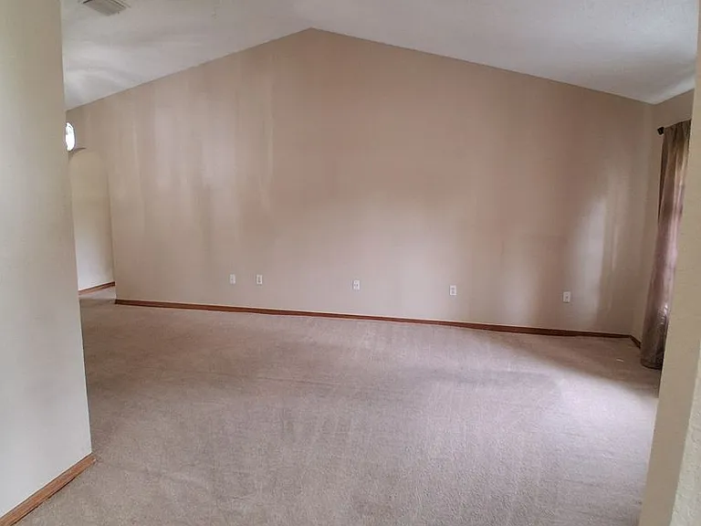 11404 Pike Ave — Photo 12