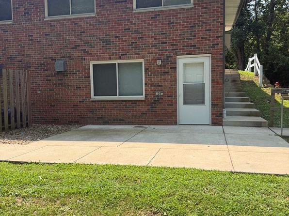 440 Feicht Dr #24