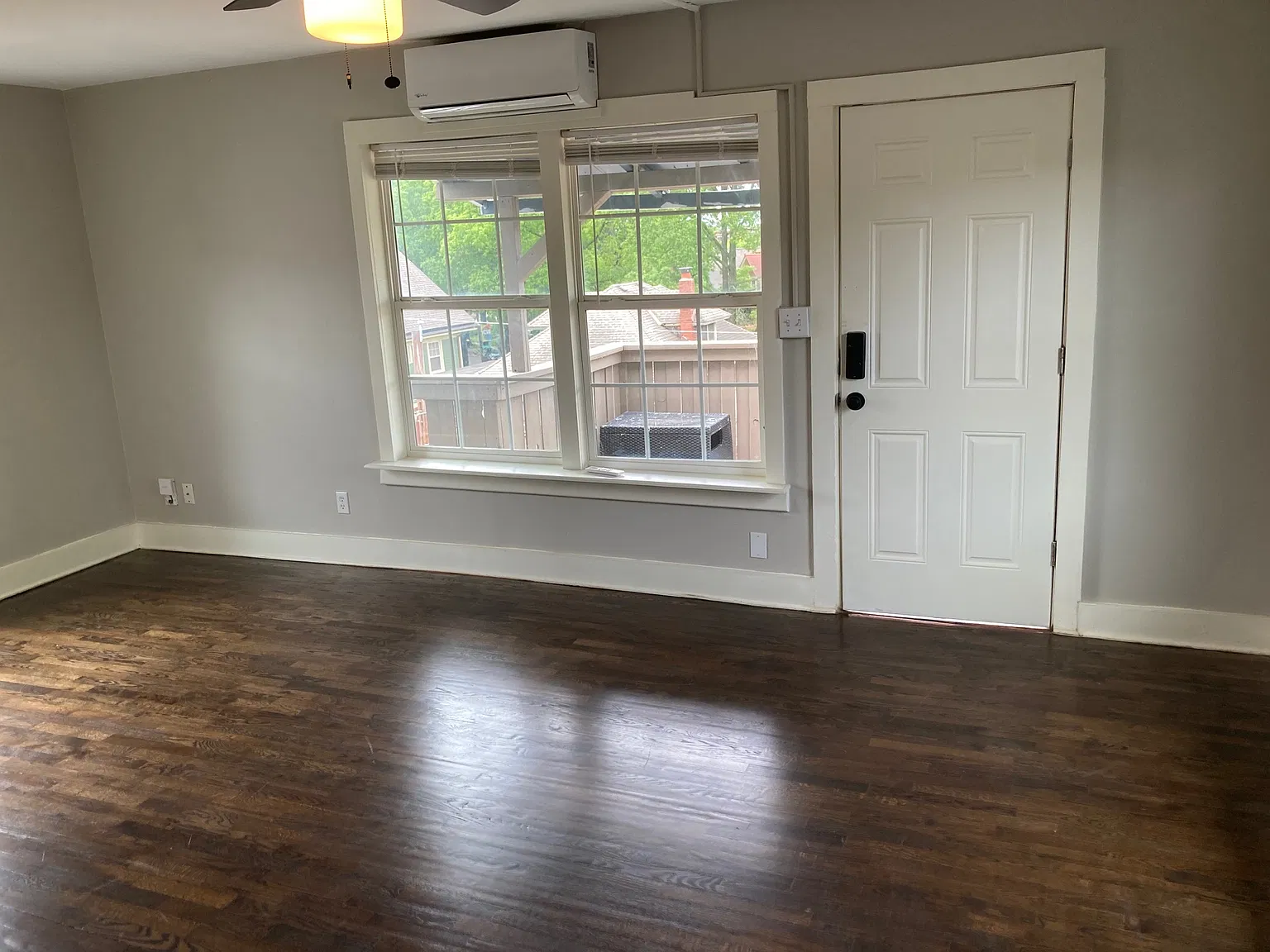 2 bed, 850 sqft, $1,050 — Photo 4