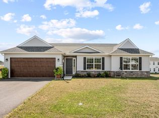 272 Gardenia Ln, Lebanon, PA 17042