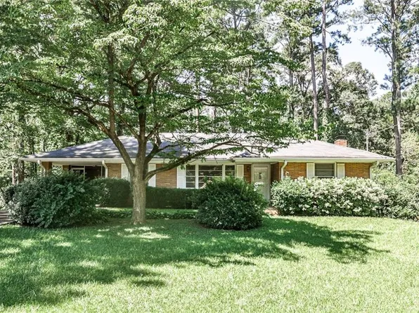 2770 Hollywood Dr, Decatur, GA 30033