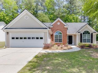 2175 Charleston Oak Cir, Lawrenceville, GA 30043