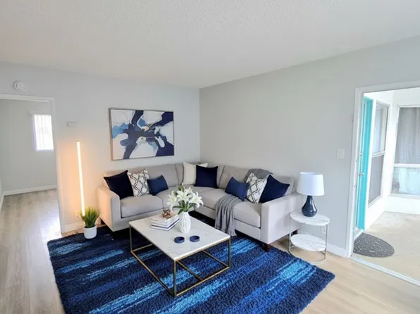 Do8831-Ta2 (Rubs), 8831 Rosecrans Ave APT 8, Downey, CA 90242