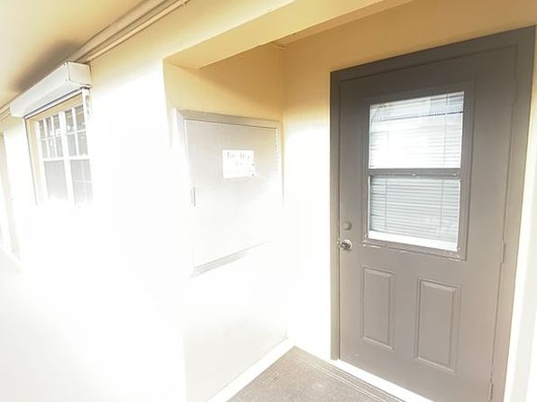 2601 NE 14th Street Cswy APT 222