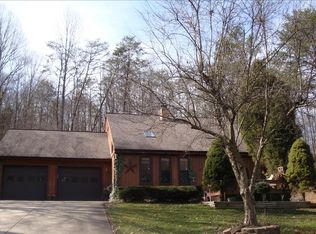 3777 State Route 34, Winfield, WV 25213