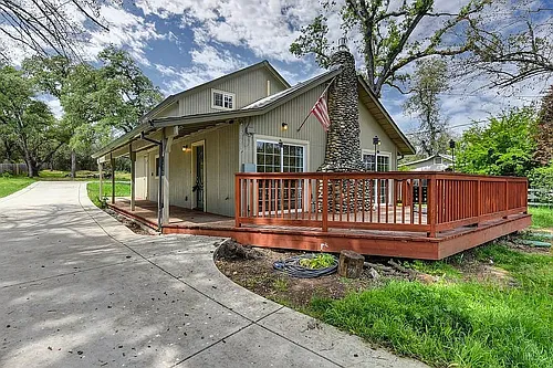 4524 Salmon Falls Rd Photo 1