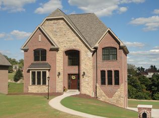 2032 Laurel Ridge Dr, Jefferson Hills, PA 15025