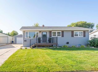 2909 W Saint Anne St, Rapid City, SD 57702