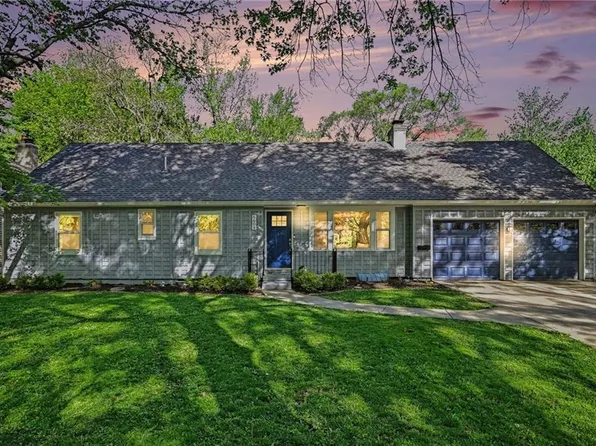 6608 Reeds Dr, Mission, KS 66202