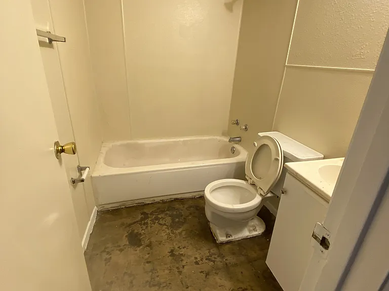 610 Montgomery Dr #SO153 — Photo 5