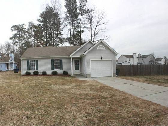 1st image of 925 Woodcreek Dr