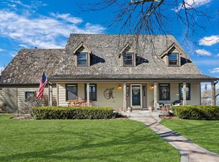 5002 Boulders Dr, Gurnee, IL 60031