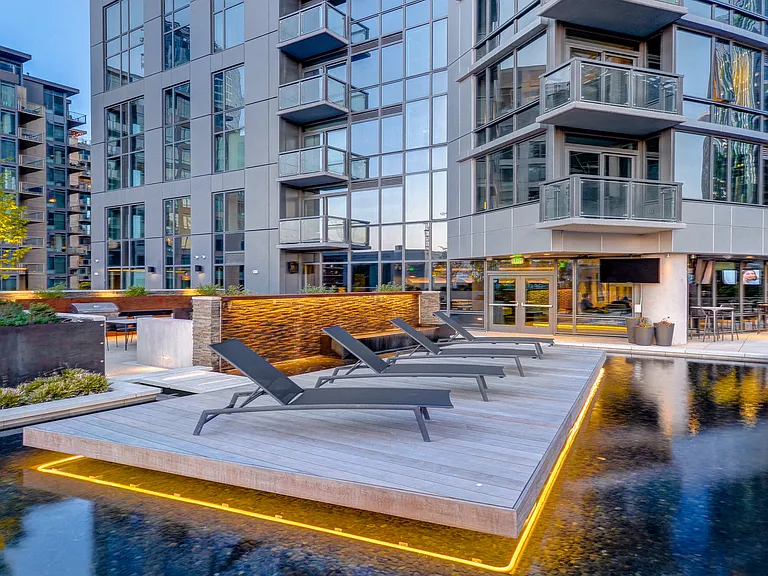 Wading Pool with Chaise Lounge Island