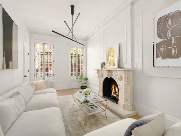 422 East 84th Street image 10 of 23