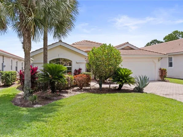 7867 Berkshire Pines DR, NAPLES, FL 34104