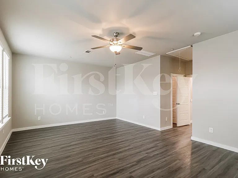 418 S Centro Cir — Photo 11