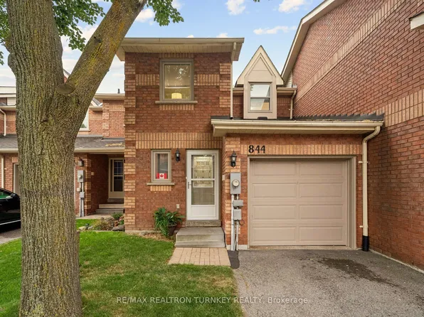 844 Playter Cres, Newmarket, ON L3X 1W8