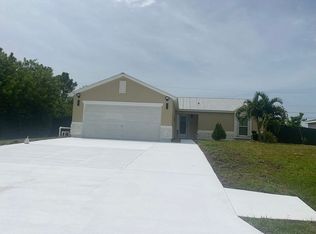 1716 SW Cordova St, Port Saint Lucie, FL 34987