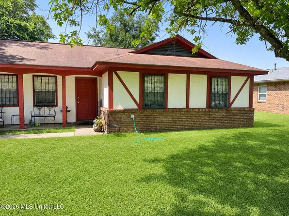 15216 Lawton Dr, Biloxi, MS 39532