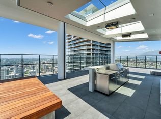4890 Lougheed Hwy #4404, Burnaby, BC V5C 3Y6