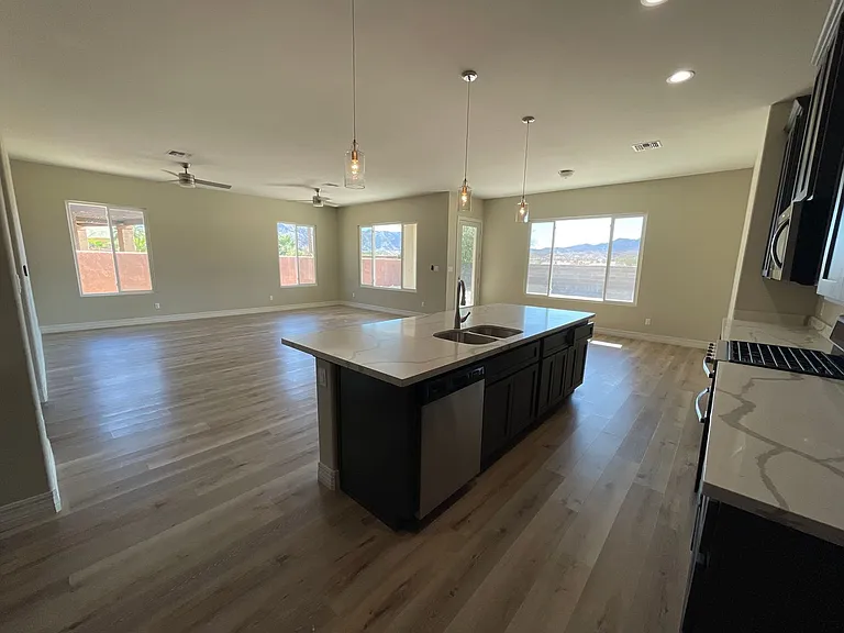 12771 S Karimme Ave — Photo 13