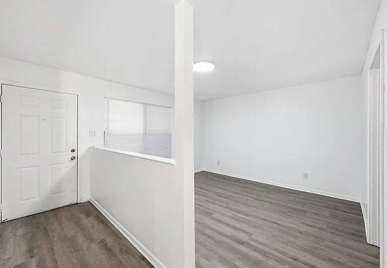 1410 S Elizabeth Ave #105 — Photo 37