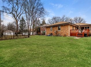 1342 Portsmouth Ave, Westchester, IL 60154
