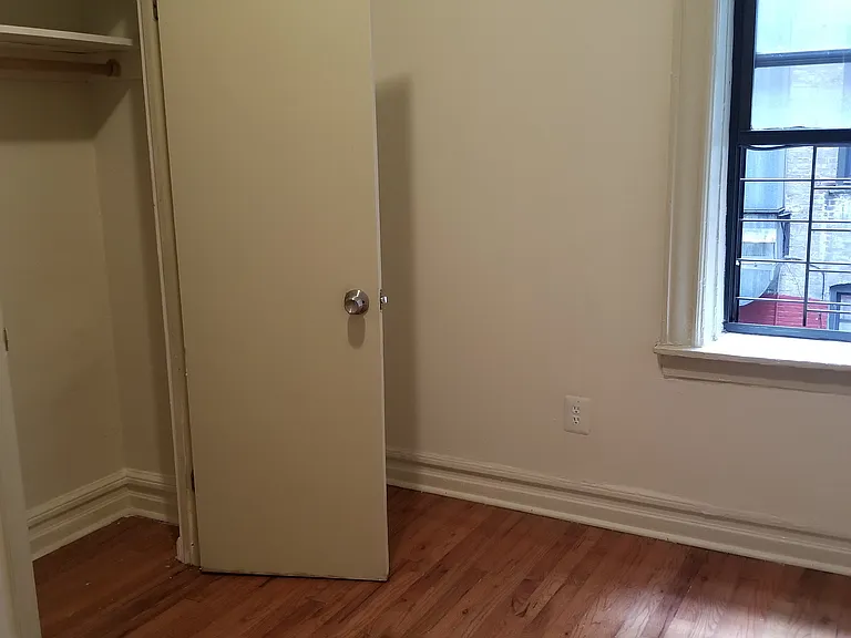 2376 Ryer Ave #B1 — Photo 19