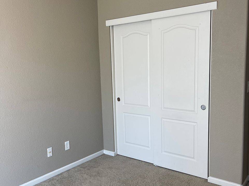 2nd image of 2859 Gray Fox Way