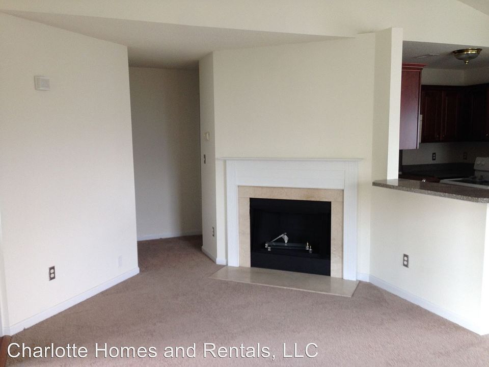 2nd image of 1619 Elk Creek Ct